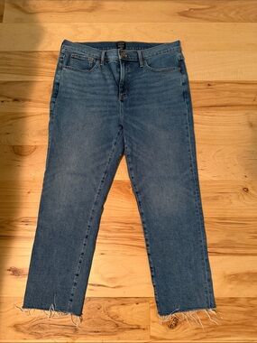 J.Crew Essential Straight Jeans Size 32 Medium Wash Raw Hem
